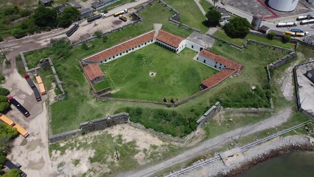 Cabedelo Regi&atilde;o Metropolitana Jo&atilde;o Pessoa Para&iacute;ba Fortaleza Portuguesa Colonial Santa Catarina Ponta Matos Vila S&atilde;o Jo&atilde;o Rio Mar Praia Canh&atilde;o Ilha da Restinga Drone A&eacute;rea Paisagem Viagem Turismo