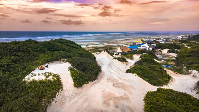 Salin&oacute;polis Atalaia Salinas Par&aacute; Praia Cidade Litoral Amazonia Ruas Estrada F&eacute;rias Feriado Viajar Viagem Paraense Salinopolis Para Paisagem Litoranea A&eacute;rea Drone &Ocirc;nibus Carro Ver&atilde;o Veraneio