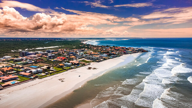 Salin&oacute;polis Atalaia Salinas Par&aacute; Praia Cidade Litoral Amazonia Ruas Estrada F&eacute;rias Feriado Viajar Viagem Paraense Salinopolis Para Paisagem Litoranea A&eacute;rea Drone &Ocirc;nibus Carro Ver&atilde;o Veraneio
