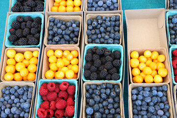 market berries 