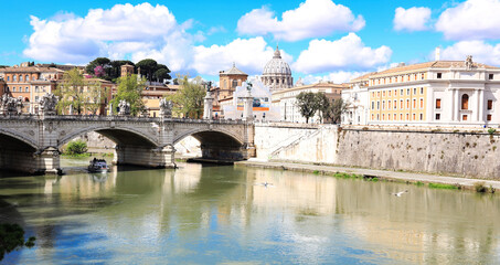 Fototapeta na wymiar Beautiful day with Vatican city with St. Peter's Basilica ,Rome,Italy