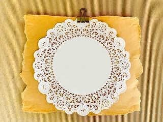 おしゃれなレースペーパーのフレーム