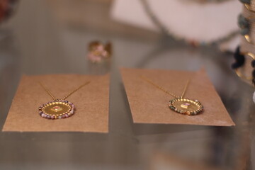 Joyas, oro
Detalle