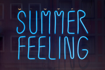 Obraz premium Summer feeling - Neon light