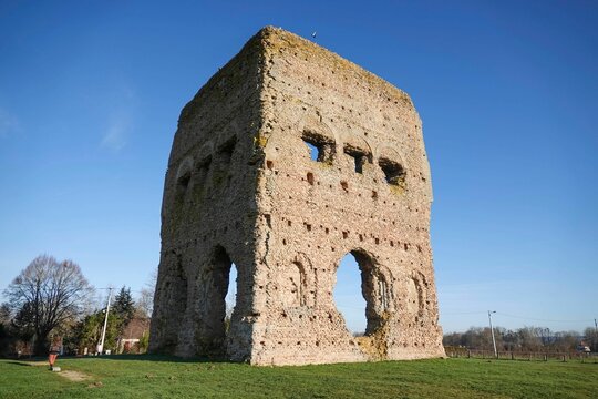 Scenic shot of the Temple of Janus under the blue sky in Autun, France