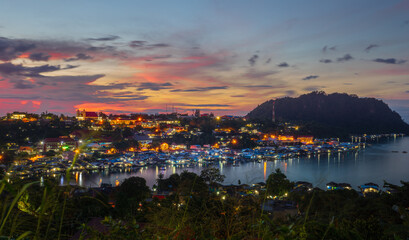 Obraz premium sunset over the sea with House on stilts