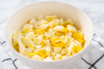 Pressure Cooker Pot No-Peel Hard Boiled Eggs