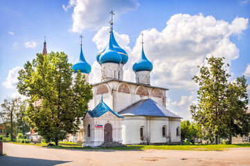 Annunciation Cathedral with blue domes before restoration,Cathedral of the Annunciation with blue domes before restoration, Gorokhovets. Caption: Souvenirs Gorokhovets