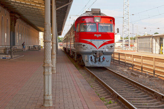 DR1 train at Vilnius Railway Station