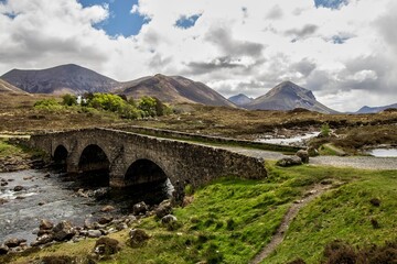 Naklejka premium Pont de Sligachan
