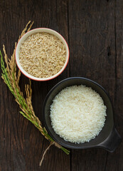 Whole grain rice uncooked long brown rice In the cup