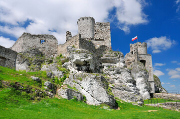 Fototapeta na wymiar Ogrodzieniec Castle in the semi-mountainous highland region called the Polish Jura in south-central Poland.