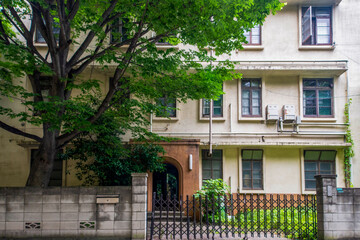 東京都豊島区駒込のレトロ建築 集合住宅 ビラ・グルネワルト