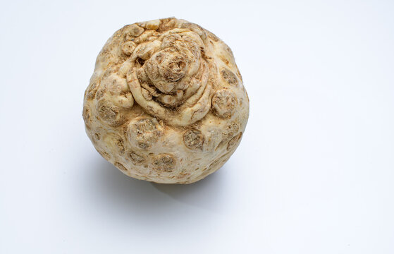 Warzywo seler makro na białym tle