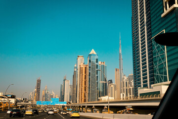 Fototapeta na wymiar Sheikh Zayed road at the day