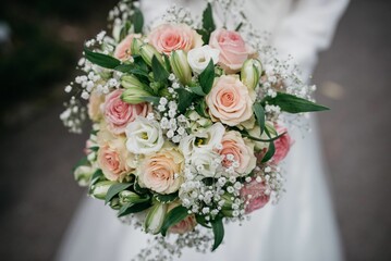 Closeup of the beautiful bouquet of the bride