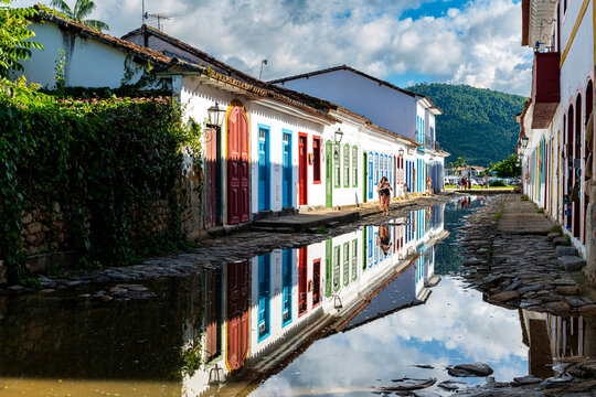 Colonial buildings, Paraty, UNESCO World Heritage Site, Brazil