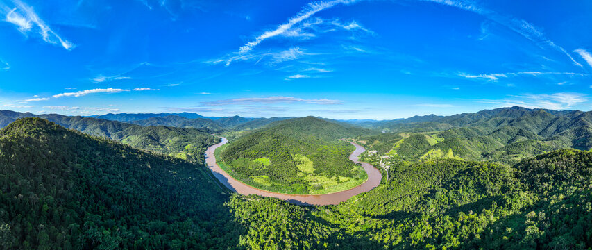 Aerial of the Iguape River Forest South-East Reserves, UNESCO World Heritage Site, Alto Ribeira Touristic State Park, Sao Paulo State, Brazil