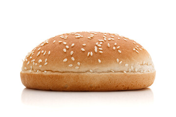 Bułka do hamburgera izolowana na białym tle. Kolekcja.