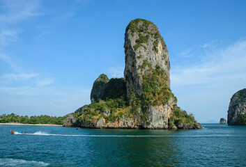 Fototapeta na wymiar Mountain rock islands from Koh Phi Phi, Thailand