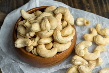 ready to eat and peeled cashew nuts