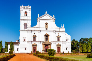 Fototapeta na wymiar Exterior of the Sé Catedral de Santa Catarina in Goa Velha, Panjim, Goa, India, Asia