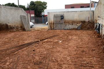 Terreno limpo, preparado para construção