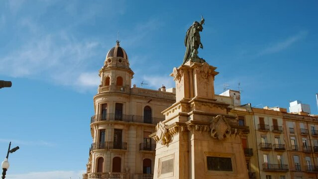 The Monument a Roger de Lluria is a statue located in Tarragona, a historic city in northeastern Spain