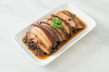 Steam Belly Pork With Swatow Mustard Cubbage Recipes or Mei Cai Kou Rou