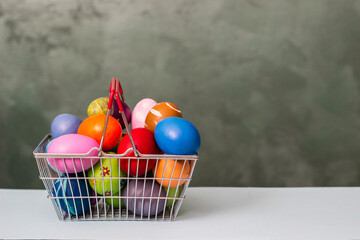 Easter eggs in the shopping basket