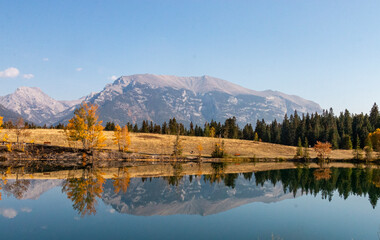 Obraz premium Travels through Canmore and Banff Alberta