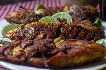 PESCADO (FISH)