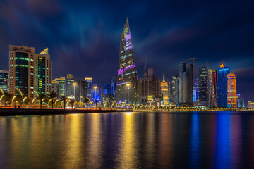 Obraz premium illuminated Beautiful Doha Skyline after sunset