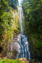 Fototapeta na wymiar Wufongchi Waterfall in Yilan, Taiwan