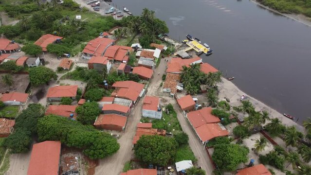 Mandacaru Barra Rio Pregui&ccedil;as Cabur&eacute; Barreirinhas Maranh&atilde;o Len&ccedil;&oacute;is Maranhenses Farol Paisagem Barco Comunidade Vilarejo Marinha Brasil Turismo Tur&iacute;stico A&eacute;reo Drone Natureza Cabana