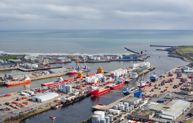 Fototapeta na wymiar Aberdeen harbour and ships viewed from above