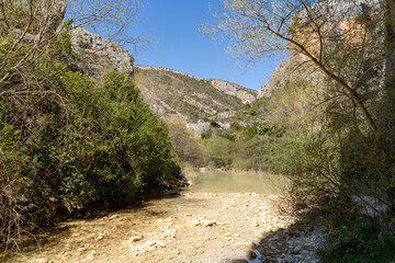 Fototapeta na wymiar Picahammer cave located in the canyon of the Vero river along the Alquezar footbridges. Spain, Aragon, Huesca, Alquezar.