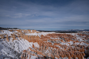 Snow in Utah canyons 