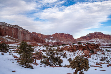 Snow in Utah canyons 