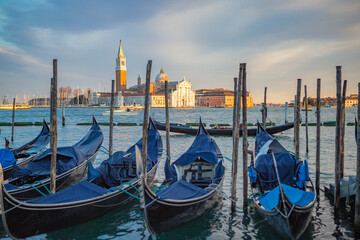 gondolas country