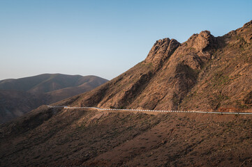 Fototapeta na wymiar Mountain road in Fuerteventura
