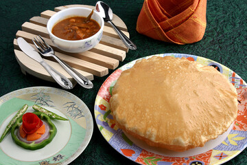 puri, indian breakfast 