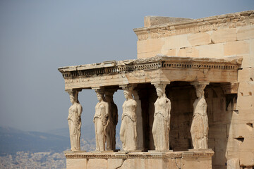 Obraz premium Erechtheion temple on the Acropolis of Athens.