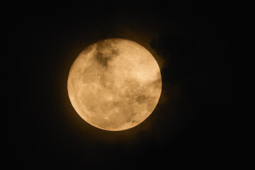 the shape of the moon on the 16th of Ramadan 1444 Hijri