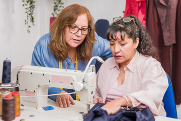 Teaching leisure professional activity. Sewing for sustainable fashion. Mature latin chilean women