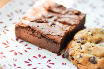 brownie, chocolate cake with cookie