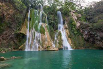 Fototapeta na wymiar Waterfall in Mexico