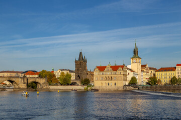Fototapeta na wymiar Prag Brücke Moldau, Fluss