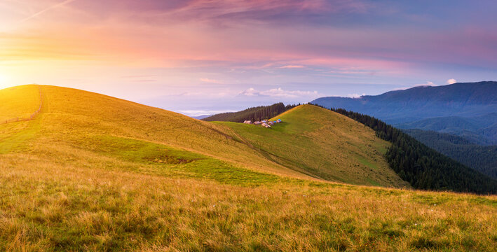 Breathtaking scene of rolling countryside in the morning light. Carpathian mountains, Ukraine, Europe.