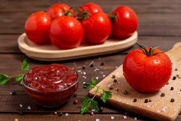 Bowl of ketchup or tomato sauce